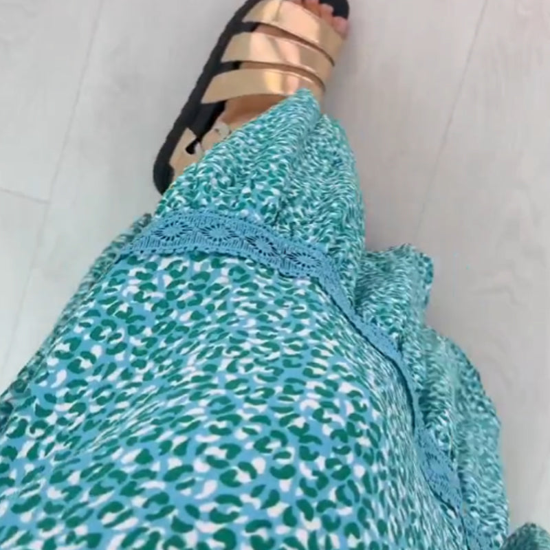 Women's Blue Leopard Print Short Sleeve V-Neck Dress